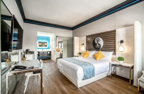 Bellflower Hotel | Aspire Inn Studios & Spas