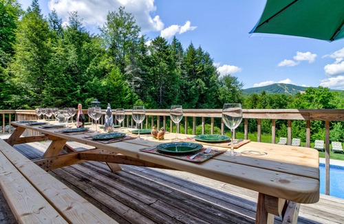 Stratton and Bromley Ski Areas House | August available! Luxury 9BRs Stratton Estate. Swimming pool with Mountain Views
