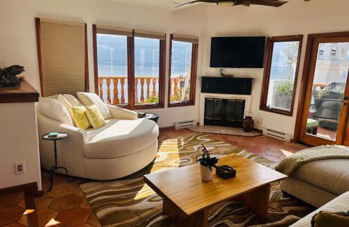 Avalon Villa | Avalon Escape W Pool, Gym & Hot Tub