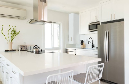 Middletown Condo | Avalon IV by AvantStay | Mins to Gaslamp | Beautiful Deck w/BBQ