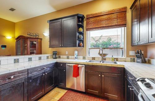 La Quinta Cove House | Avenida Montezuma Escape Permit# 221,616