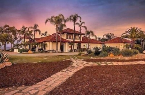 North Ridge House | Awaken The Magic Within You at Cactus Blossom Retreat! + Cottage