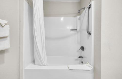 Seaside Hotel | Bay Breeze Inn