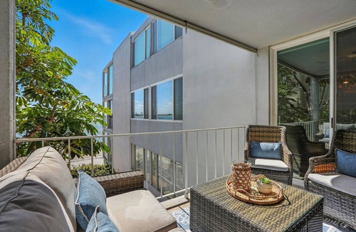 Crown Point Condo | Bayfront Paradise - Flexible 30 Day Plus with Amazing Bay View and Pool!