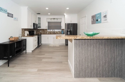 Hollywood House | Beach Vacation Home Hard Rock Casino.