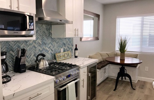 Mission Beach Condo | Beachfront Bliss! Book your 2025 vacation today!