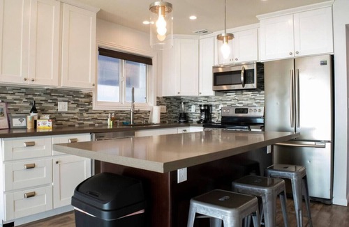 Sunset Beach Condo | Beachfront Sunset Beach Condo | Ocean Views & Beach Access