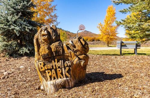 Bear Hollow Village House | Bear Hollow Heaven - Private Hot Tub 4 Bedroom Luxury Condo