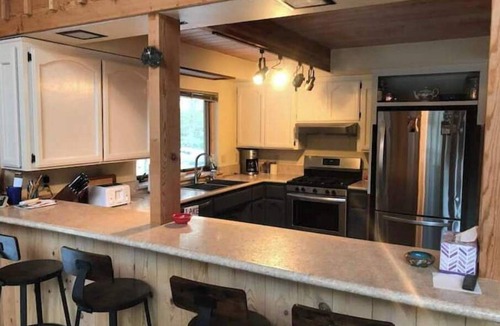 Bear Valley Ski Chalet | Bear Valley Alpine Cabin-3bdrm2bth