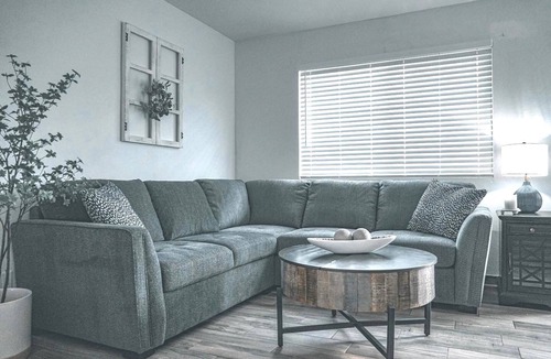 East Bakersfield Apartment | Beautiful 3 bedroom 2 bath Luxury Unit