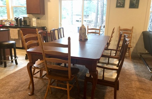Deschutes River Woods House | Beautiful 6 bedroom, 3 bathroom house custom built for vacation rental.