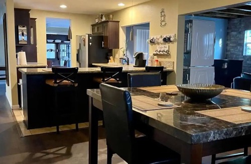 Otay Mesa West House | Beautiful and Spacious San Diego Home.nn