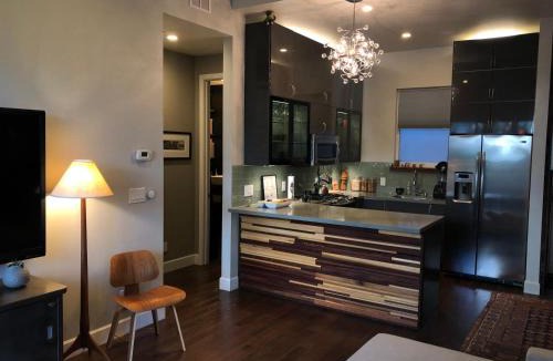 Dolores Heights House | Beautiful Cottage, hot tub, in great neighborhood