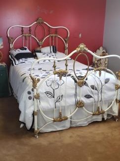 Harrisville House | Beautiful Country Location