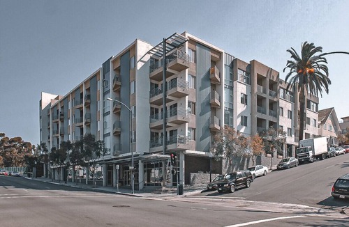Cortez Hill Apartment | Beautiful Downtown San Diego Studio