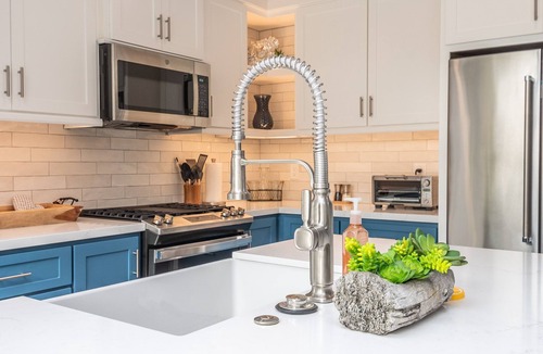 North Broadway House | Beautiful Escondido Getaway/Sleeps 6