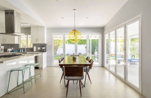 Desert Park Estates House | Beautiful Midcentury Oasis