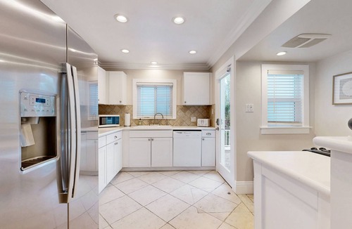 San Clemente Condo | Beautiful ocean view cottage just a few blocks from the beach