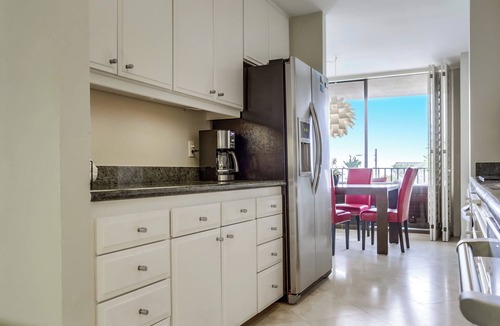 Beach Barber Tract Condo | Beautiful Ocean Views and Steps to the Beach