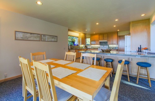 Sea Ranch House | Beautiful Oceanfront Home with a Private Hot Tub, Bluff Views, & Shared Pool