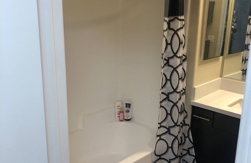 Wilshire Center Apartment | Beautiful Spacious And Clean KTOWN Safe Area