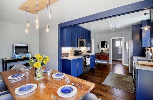 Guerneville House | Bed and Biscuit
