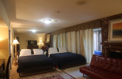 Los Angeles Bed & Breakfast | Bed and Breakfast in Hollywood Hills
