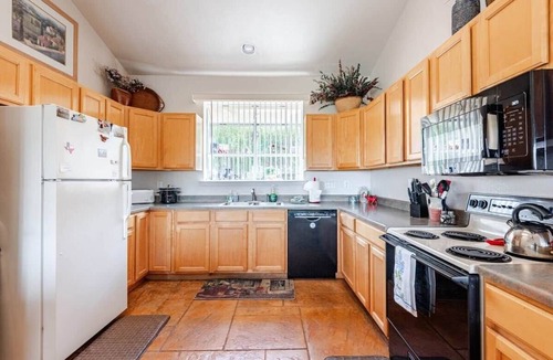 Briarcliff House | Best Lake Views Feed Deer Boat-Friendly