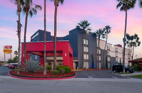 Commerce Hotel | Best Western Plus Commerce Hotel
