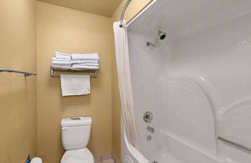 Willits Hotel | Best Western Willits Inn