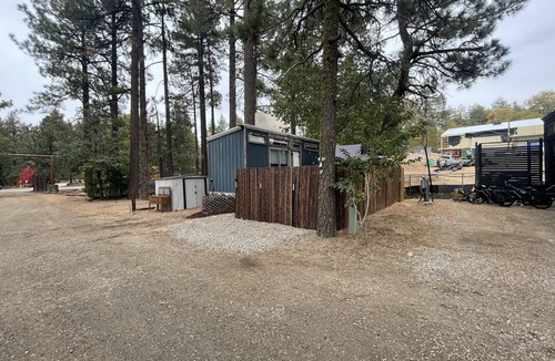Mount Laguna House | Big Blue - Pura Vida Tiny Home Mountain Retreat