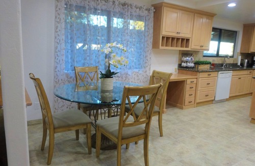 Sacramento House | Big House For Big Family