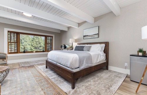 Springville Hotel | Big Pine Suite CN Lodge R#1
