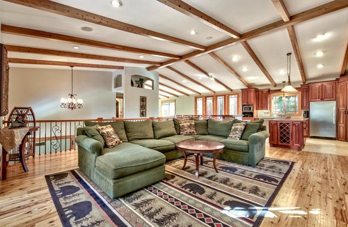 Tahoe Paradise House | Blackfoot Luxury Retreat - Hot Tub, Pool Table, 5BD/4BA, Pets, Deck