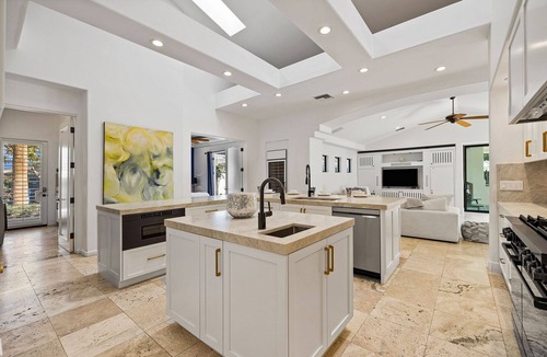 The Mesa House | 'Blue Lotus Villa' Half Acre in The Mesa