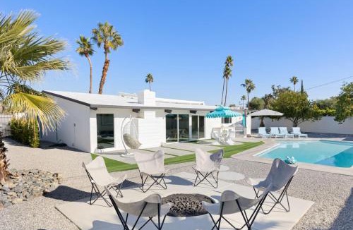 Racquet Club Estates House | Blue Martini