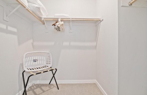 Menlo Park Apartment | Bluebird Suites in Menlo Park