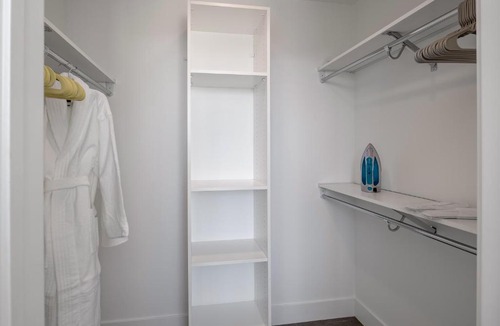 Historic Core Apartment | BluePalm Downtown High Floor