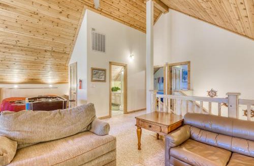 Serene Lakes House | Boat House