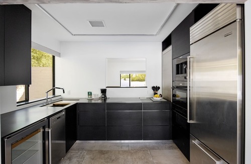 Old Las Palmas House | Book Now for Fall Stays! Modern Home with Heated Pool and Hot Tub! Dog Friendly! Firepit! Grill!