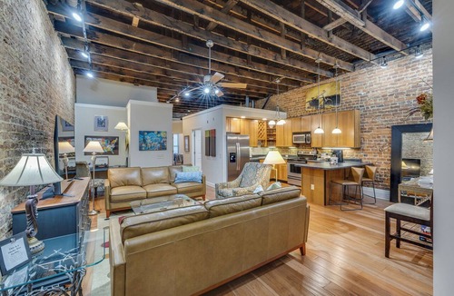 Bristol Apartment | BordertownLoft:WhereVA meets TN, SleekGetaway Park