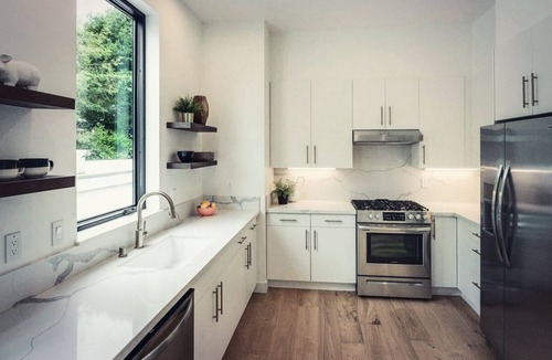 Grand Lake House | Brand New Designer Row Home 3BR