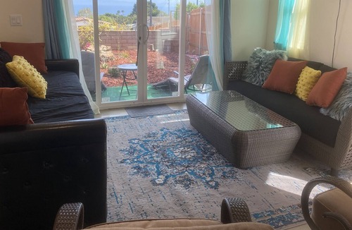 Rancho Palos Verdes House | Brand new Guest House w/Ocean Views! 20 min walk to ABALONE Cove beach in RPV