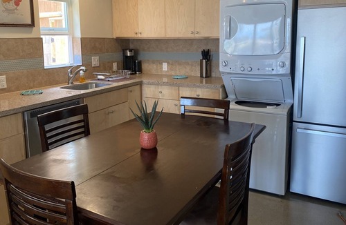 Rancho Palos Verdes House | Brand new Guest House w/Ocean Views! 20 min walk to ABALONE Cove beach in RPV