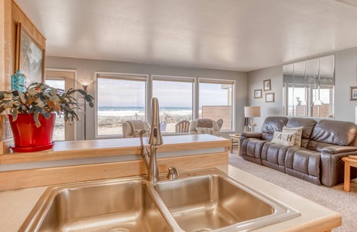 Neskowin Condo | Breakers Beach House #8