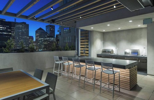Rincon Hill Condo | Bright 1BR Retreat w/Pool at 399 Fremont