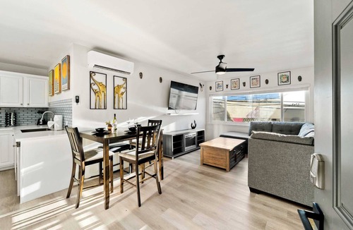 North Park Apartment | Bright 1BR w/Rooftop Deck | Prime North Park