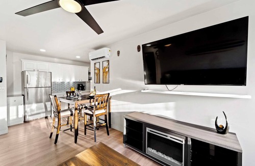 North Park Apartment | Bright 1BR w/Rooftop Deck | Prime North Park