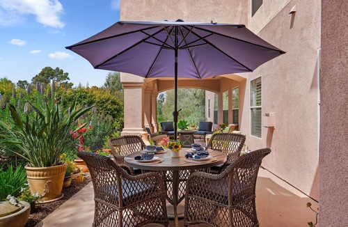 Santa Barbara Condo | Bright and Charming Condo with Beautiful Terrace