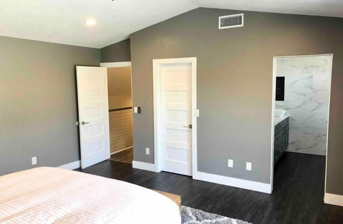San Carlos House | Bright and spacious home with views, pool & spa.